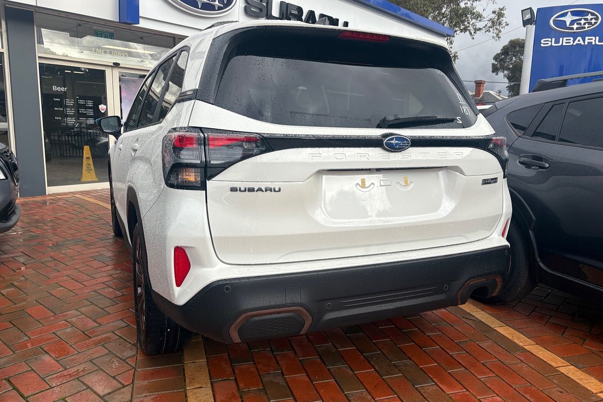 2025 Subaru Forester Hybrid Sport S6