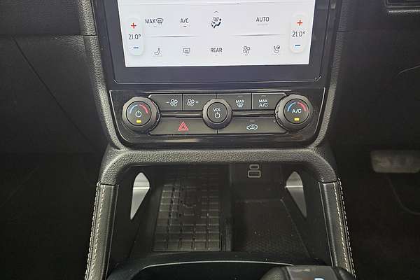 2024 Ford Everest Platinum 3.0L