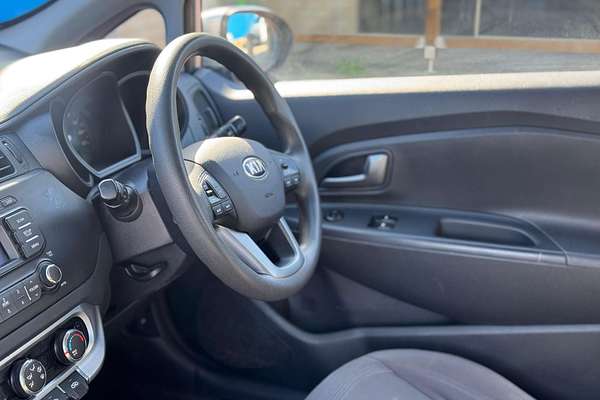 2013 Kia Rio SLS UB