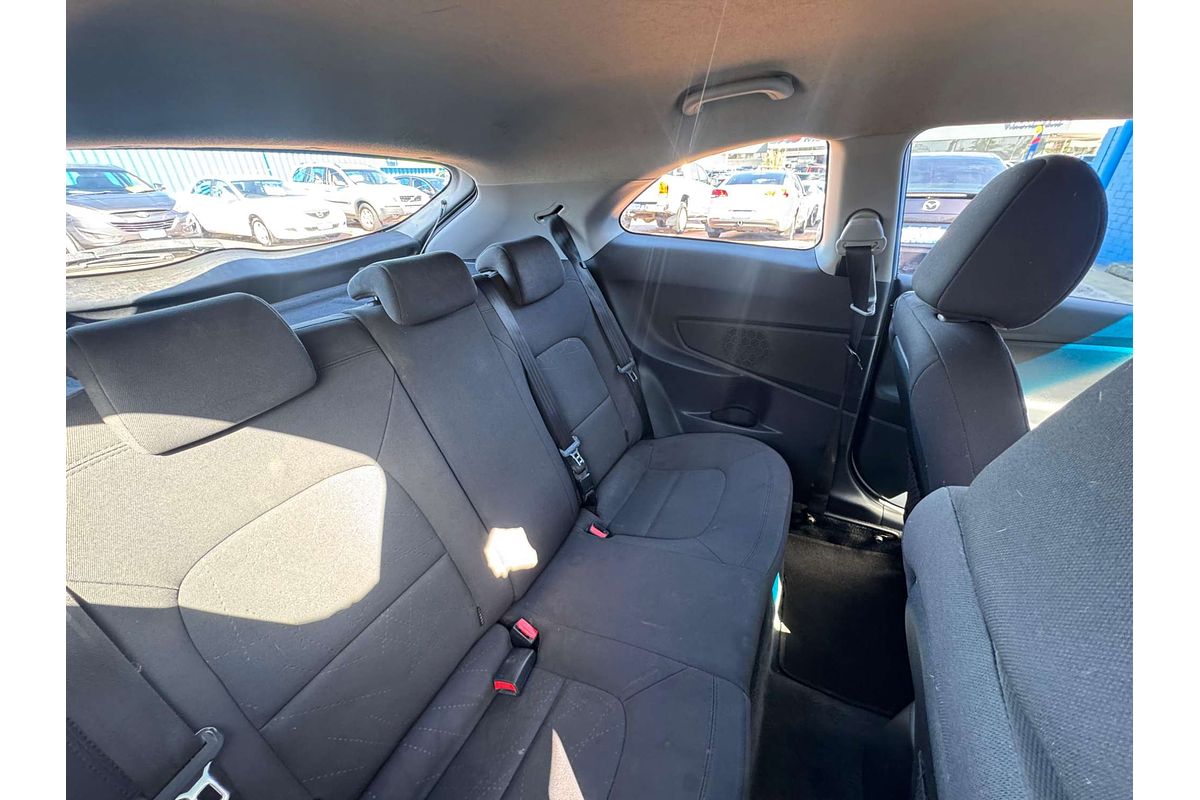 2013 Kia Rio SLS UB