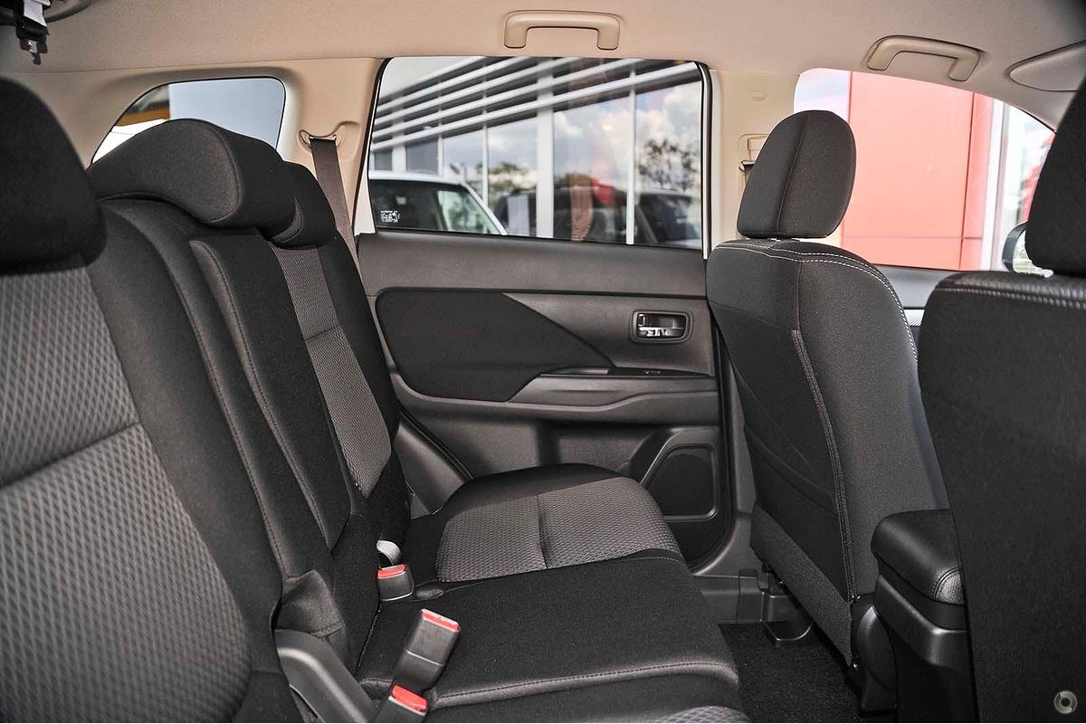 2016 Mitsubishi Outlander LS ZK