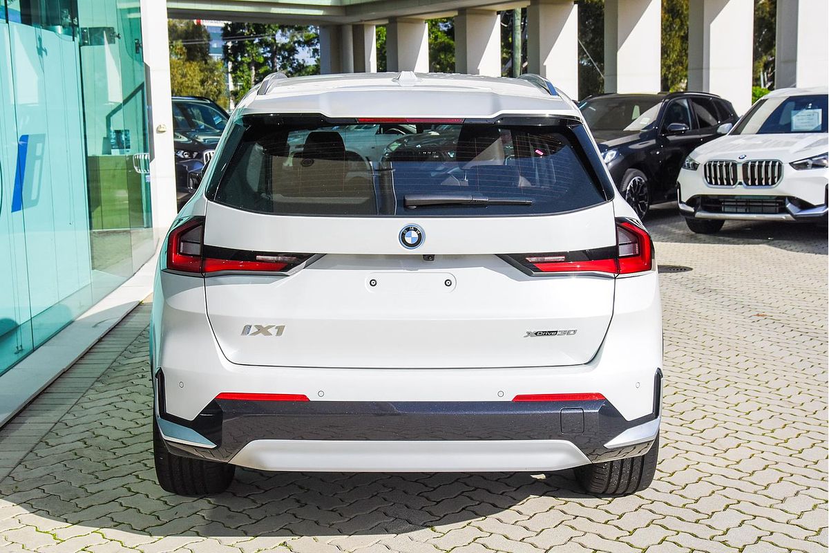 2024 BMW iX1 xDrive30 xLine U11