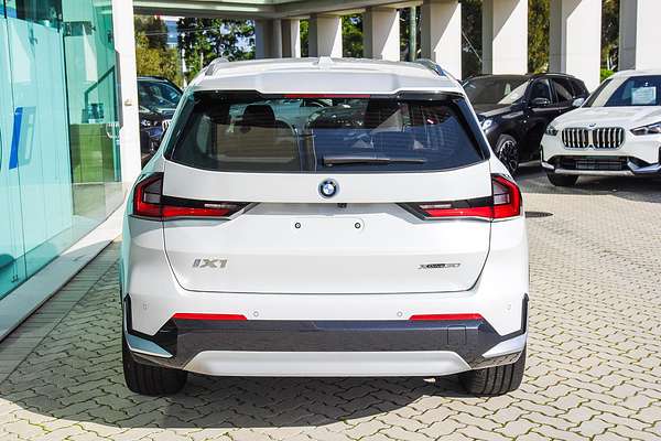 2024 BMW iX1 xDrive30 xLine U11
