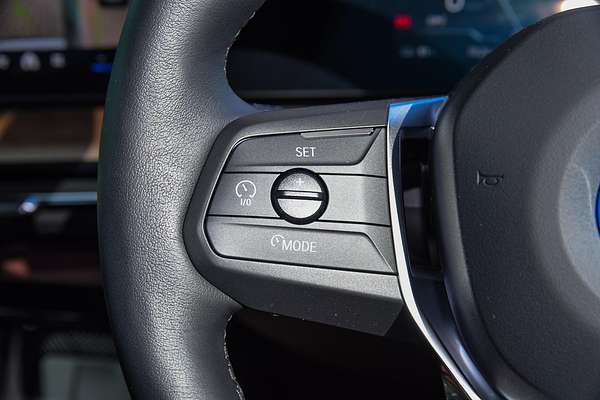 2024 BMW iX1 xDrive30 xLine U11