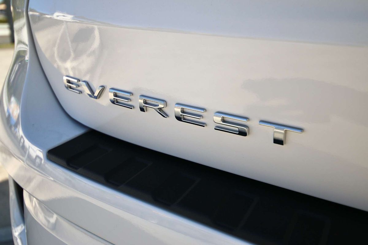 2025 Ford Everest Platinum 3.0L