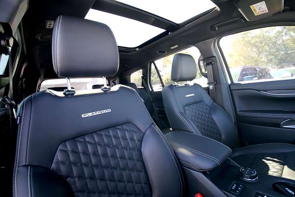 2025 Ford Everest Platinum 3.0L