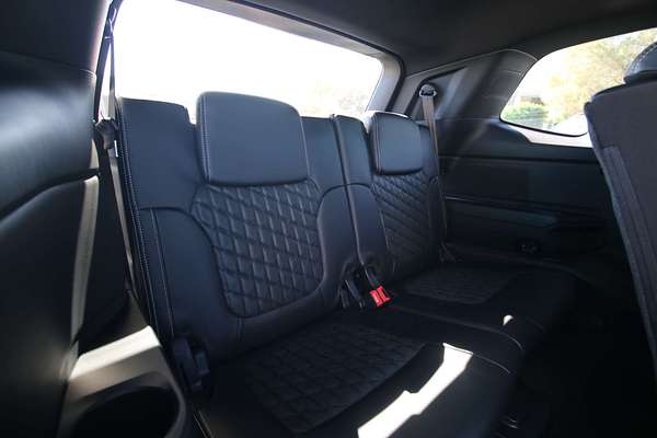 2025 Ford Everest Platinum 3.0L