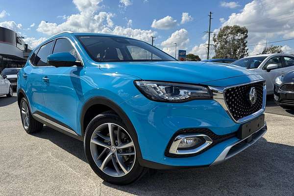 2022 MG HS Essence SAS23