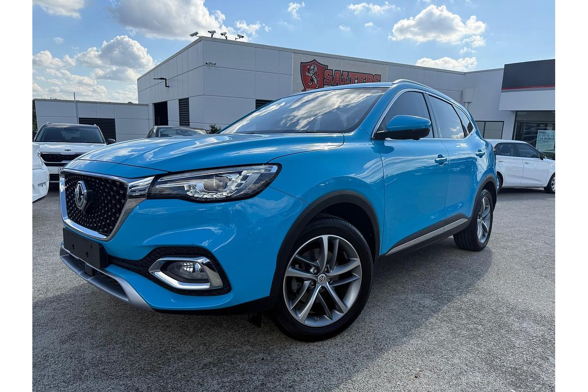 2022 MG HS Essence SAS23
