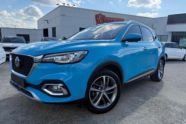 2022 MG HS Essence SAS23