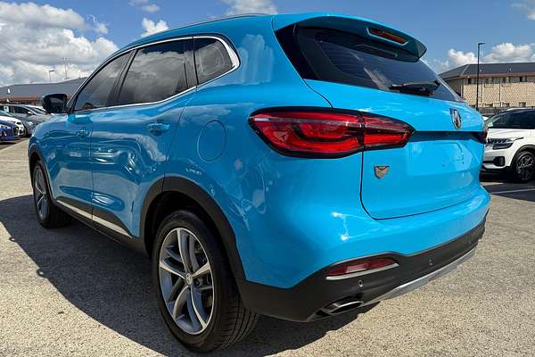 2022 MG HS Essence SAS23
