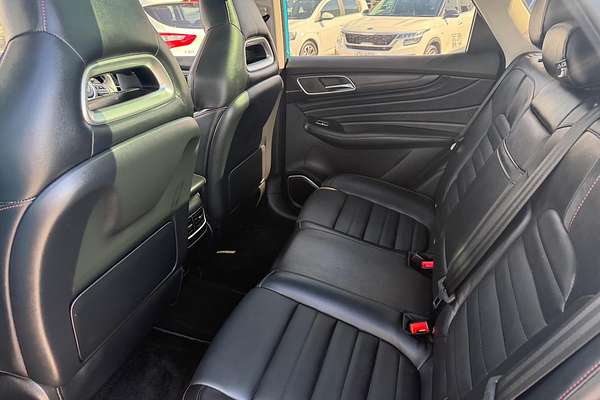 2022 MG HS Essence SAS23