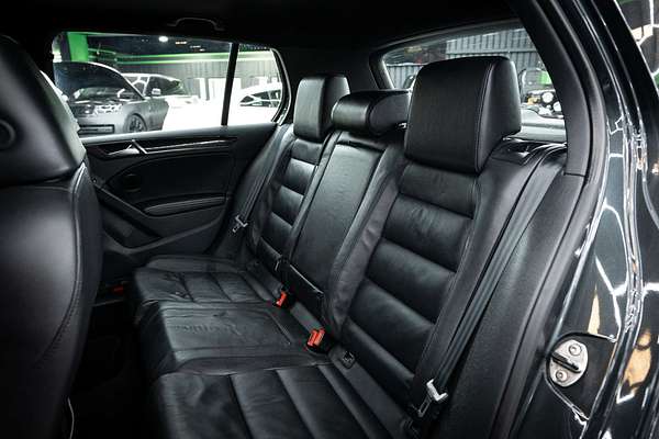 2010 Volkswagen Golf GTI VI