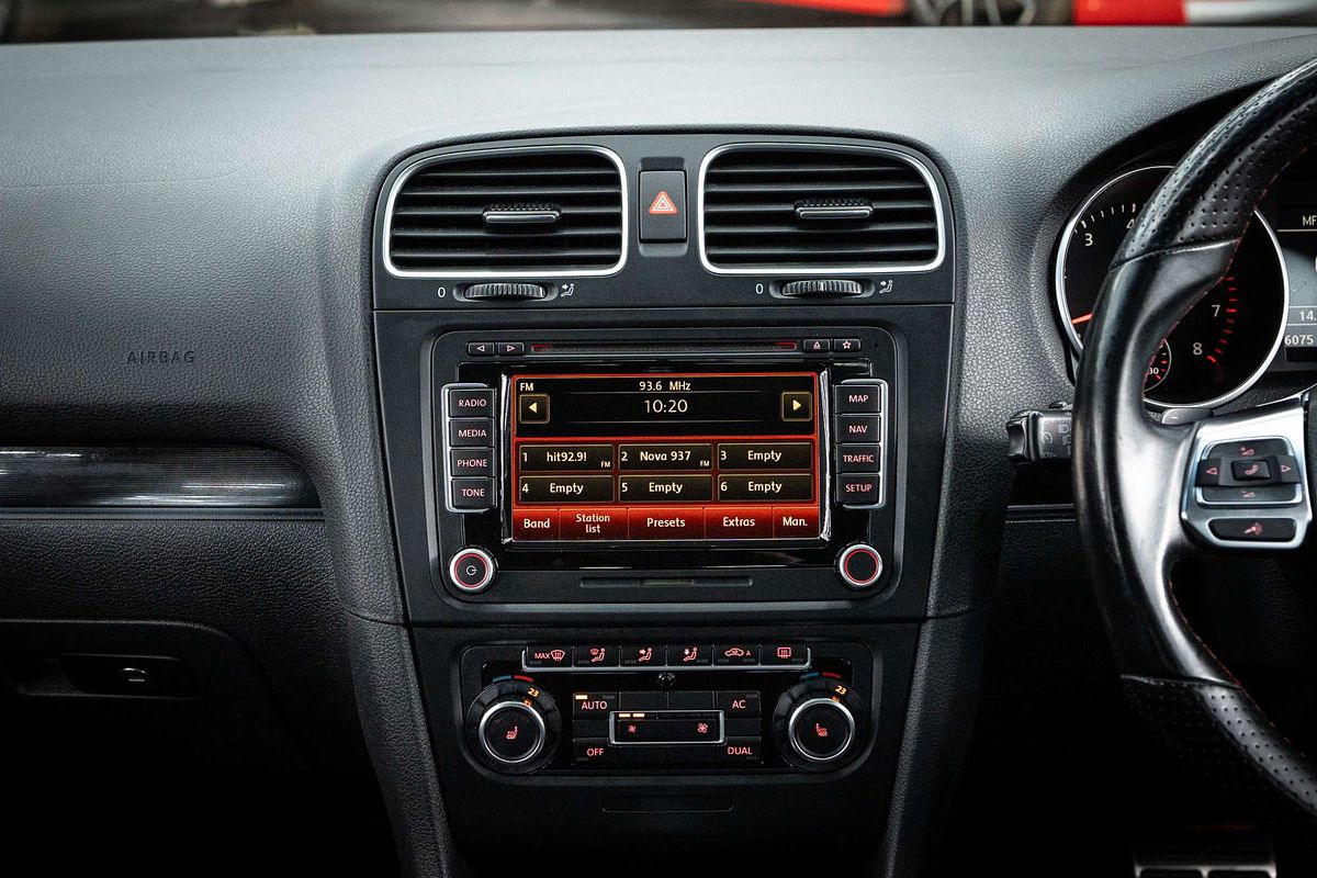 2010 Volkswagen Golf GTI VI