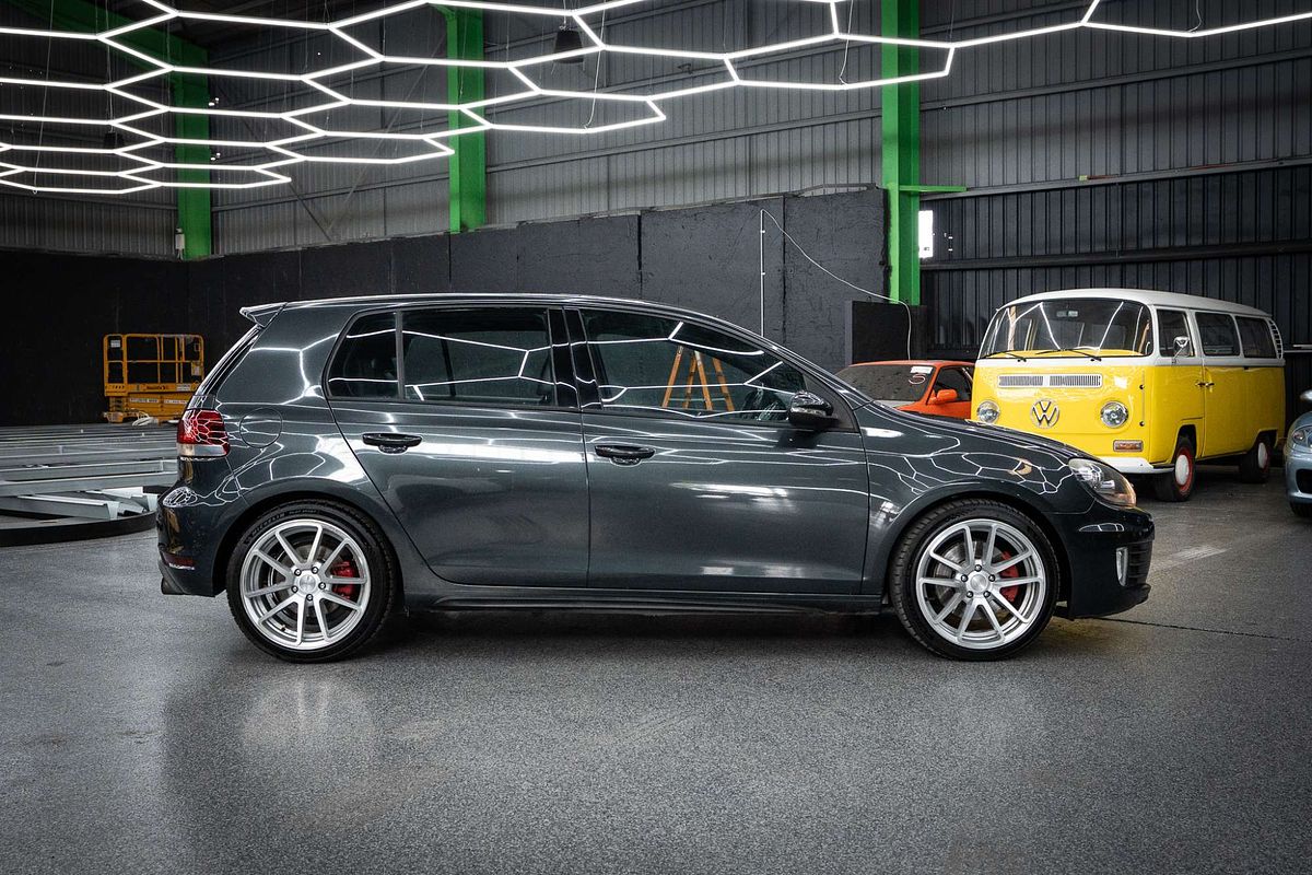 2010 Volkswagen Golf GTI VI