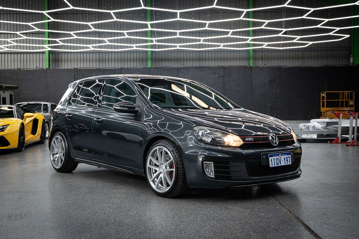 2010 Volkswagen Golf GTI VI