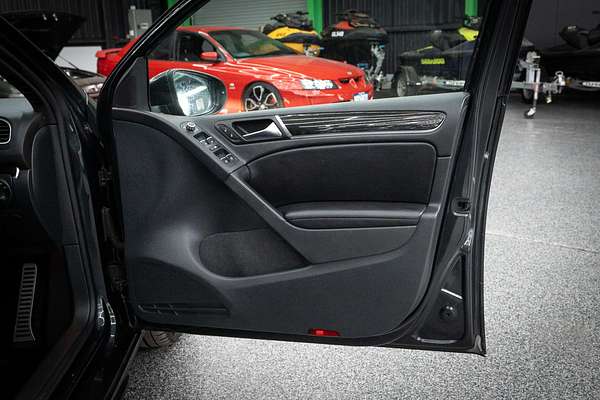 2010 Volkswagen Golf GTI VI