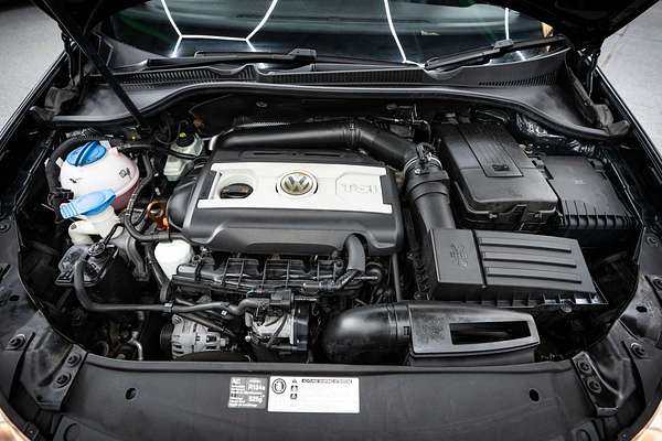 2010 Volkswagen Golf GTI VI