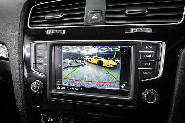 2015 Volkswagen Golf R Wolfsburg Edition 7