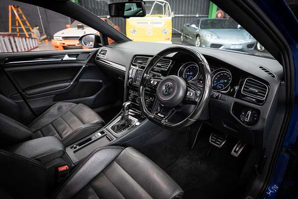 2015 Volkswagen Golf R Wolfsburg Edition 7