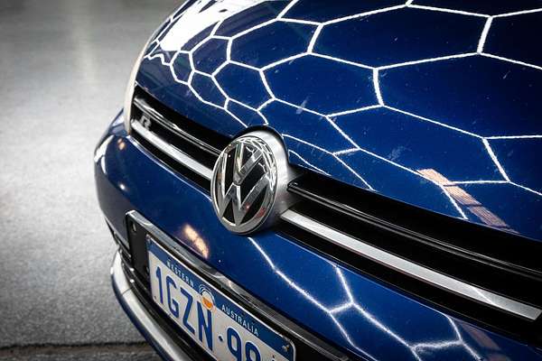 2015 Volkswagen Golf R Wolfsburg Edition 7