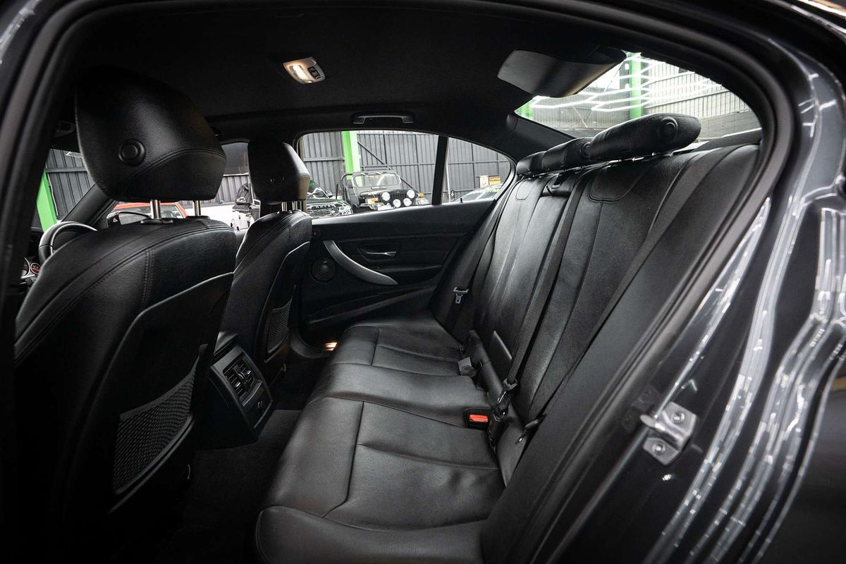 2015 BMW 3 Series 328i Sport Line F30