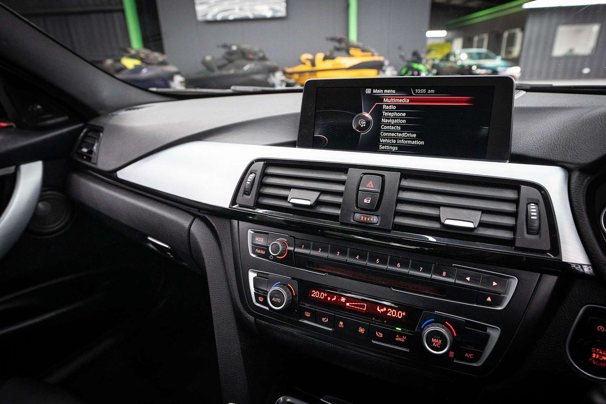 2015 BMW 3 Series 328i Sport Line F30