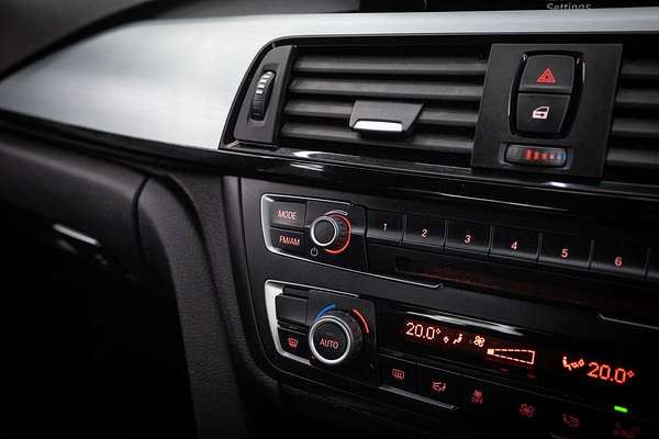 2015 BMW 3 Series 328i Sport Line F30