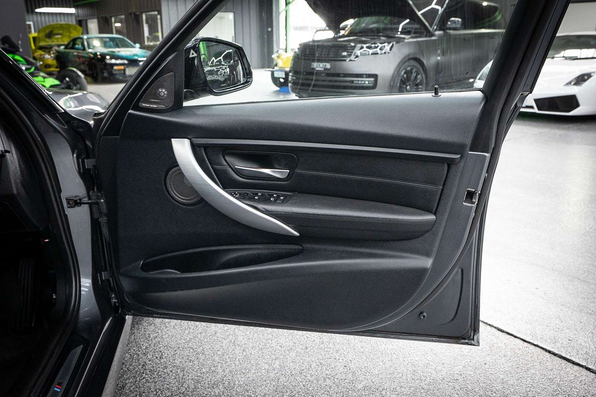 2015 BMW 3 Series 328i Sport Line F30