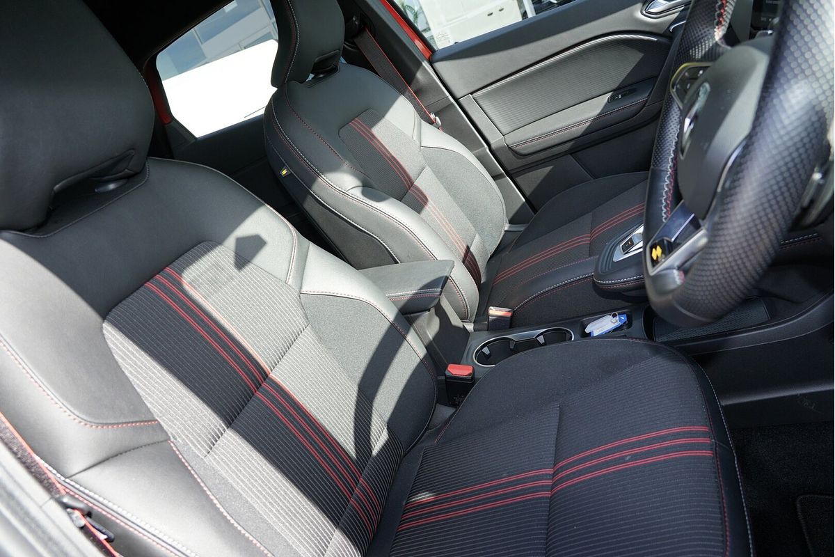2023 Renault Captur R.S. Line XJB