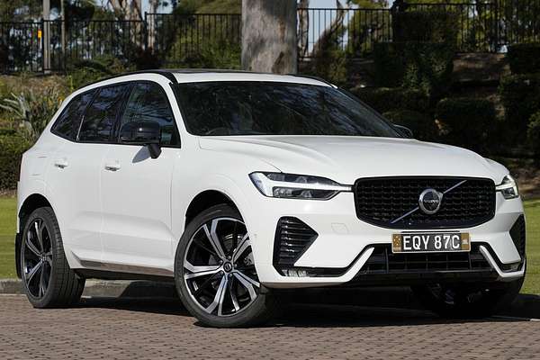 2021 Volvo XC60 B6 R-Design