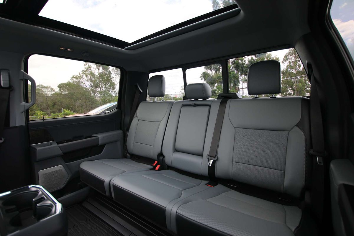 2023 Ford F-150 Lariat 4X4 LWB