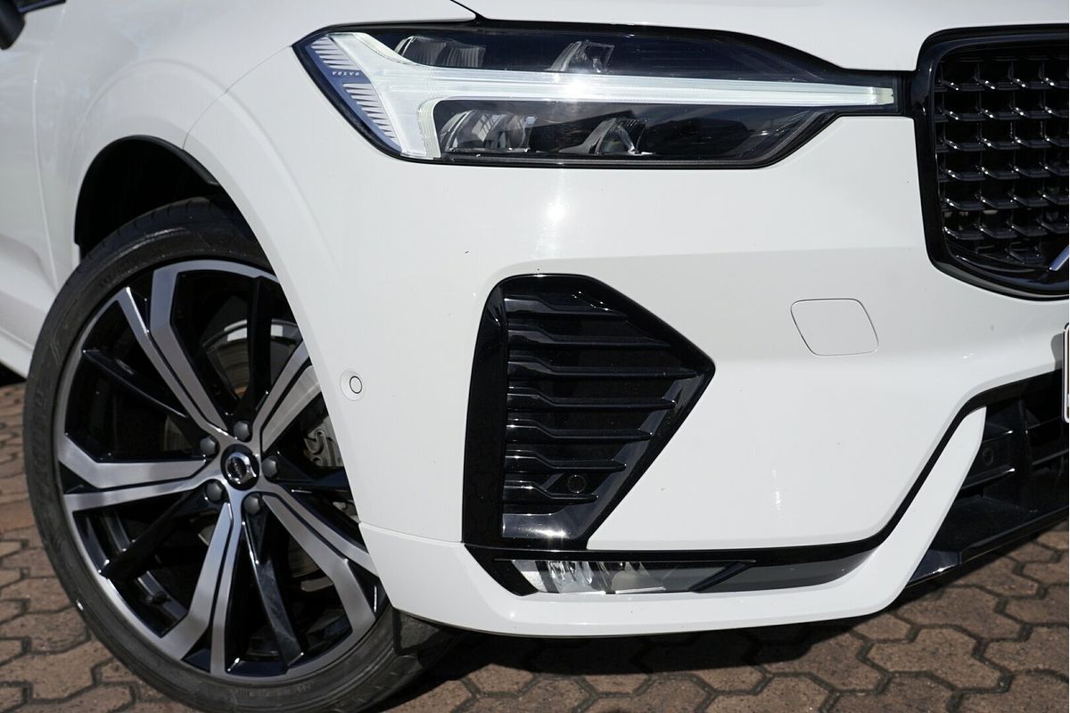 2021 Volvo XC60 B6 R-Design