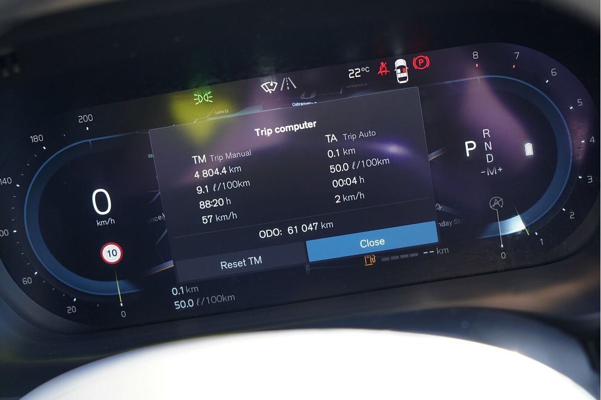 2021 Volvo XC60 B6 R-Design