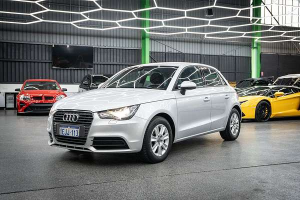 2013 Audi A1 Attraction 8X