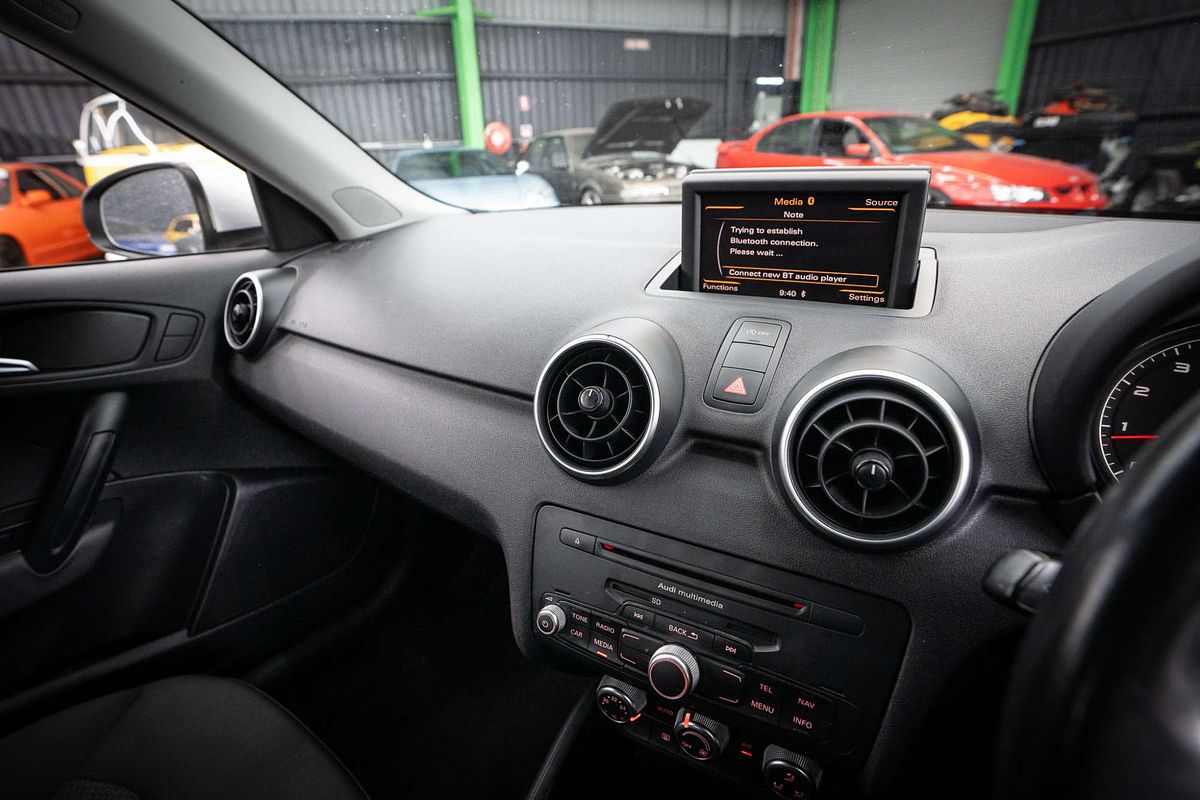 2013 Audi A1 Attraction 8X