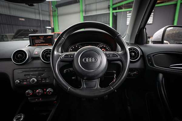 2013 Audi A1 Attraction 8X