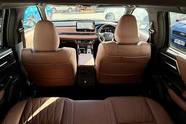 2025 Mitsubishi Outlander Exceed Tourer ZM