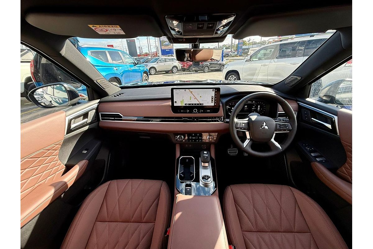 2025 Mitsubishi Outlander Exceed Tourer ZM