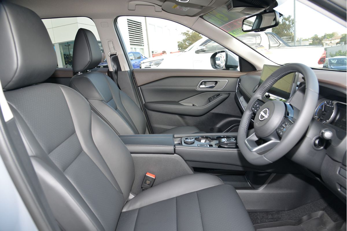 2024 Nissan X-TRAIL ST-L e-POWER T33