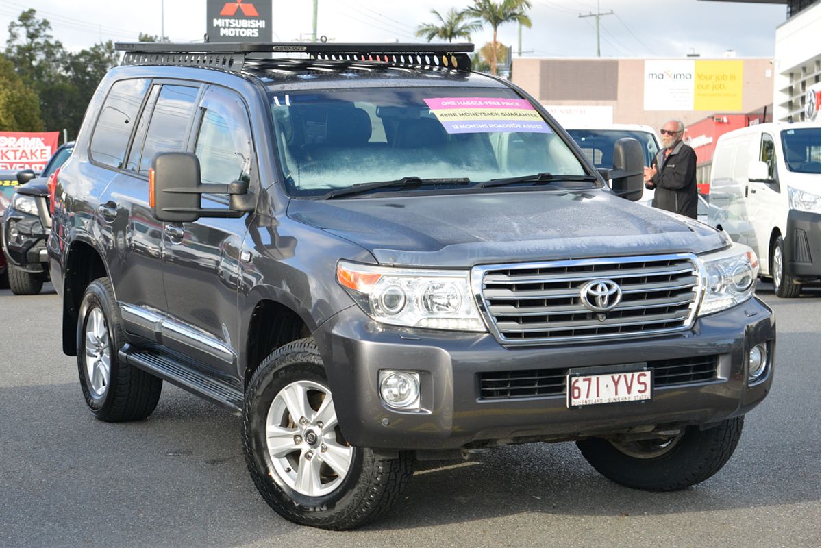 2013 Toyota Landcruiser Sahara VDJ200R