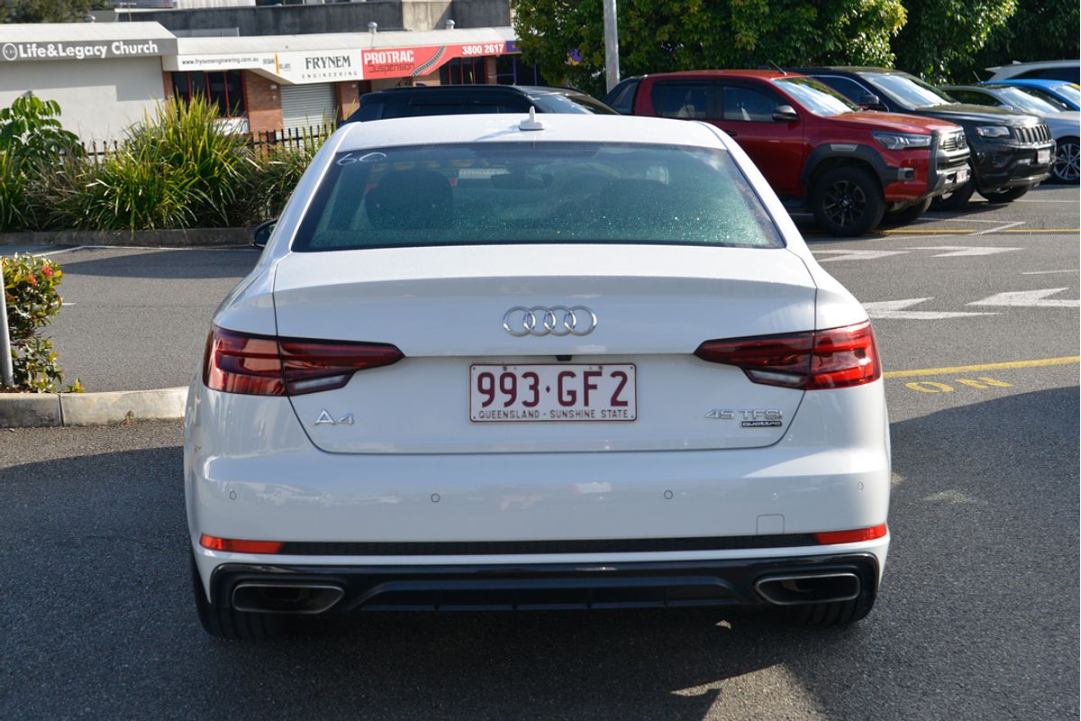 2019 Audi A4 45 TFSI S line B9