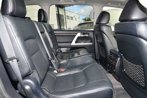 2013 Toyota Landcruiser Sahara VDJ200R