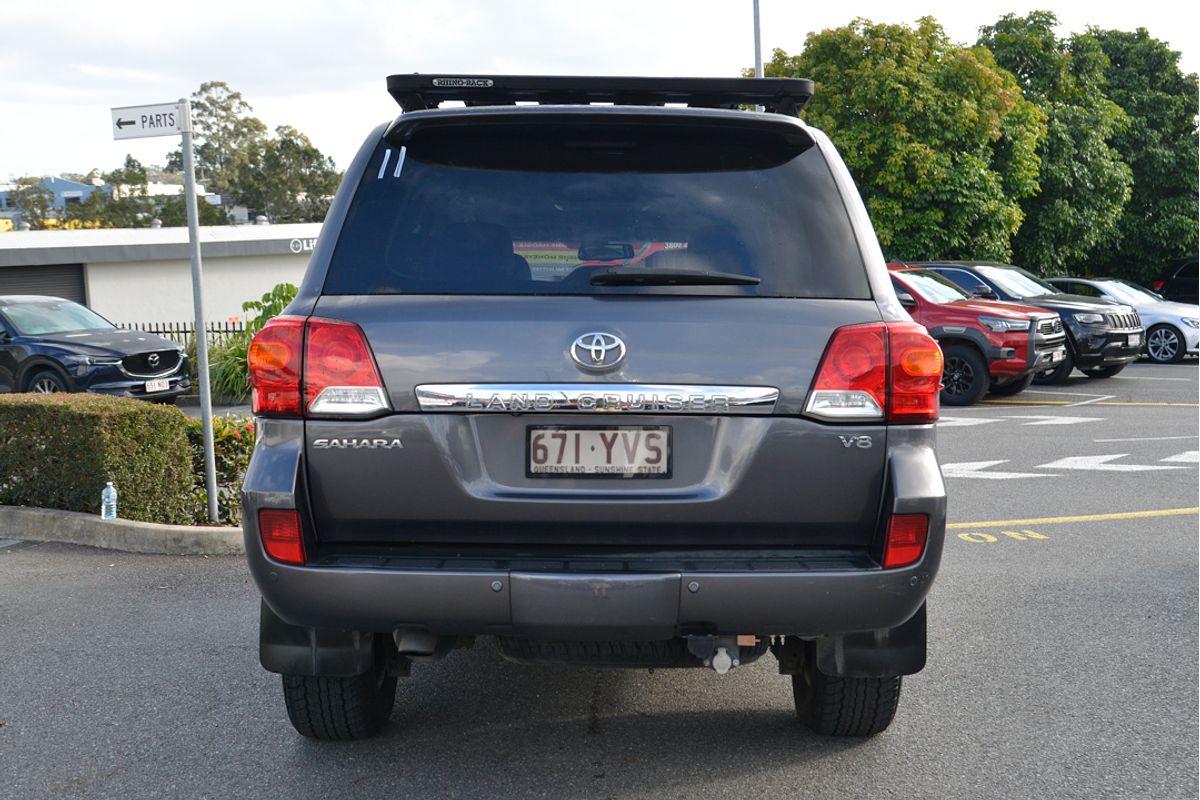 2013 Toyota Landcruiser Sahara VDJ200R