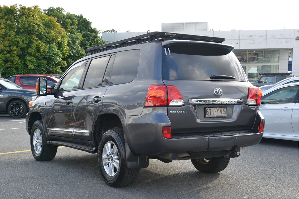 2013 Toyota Landcruiser Sahara VDJ200R