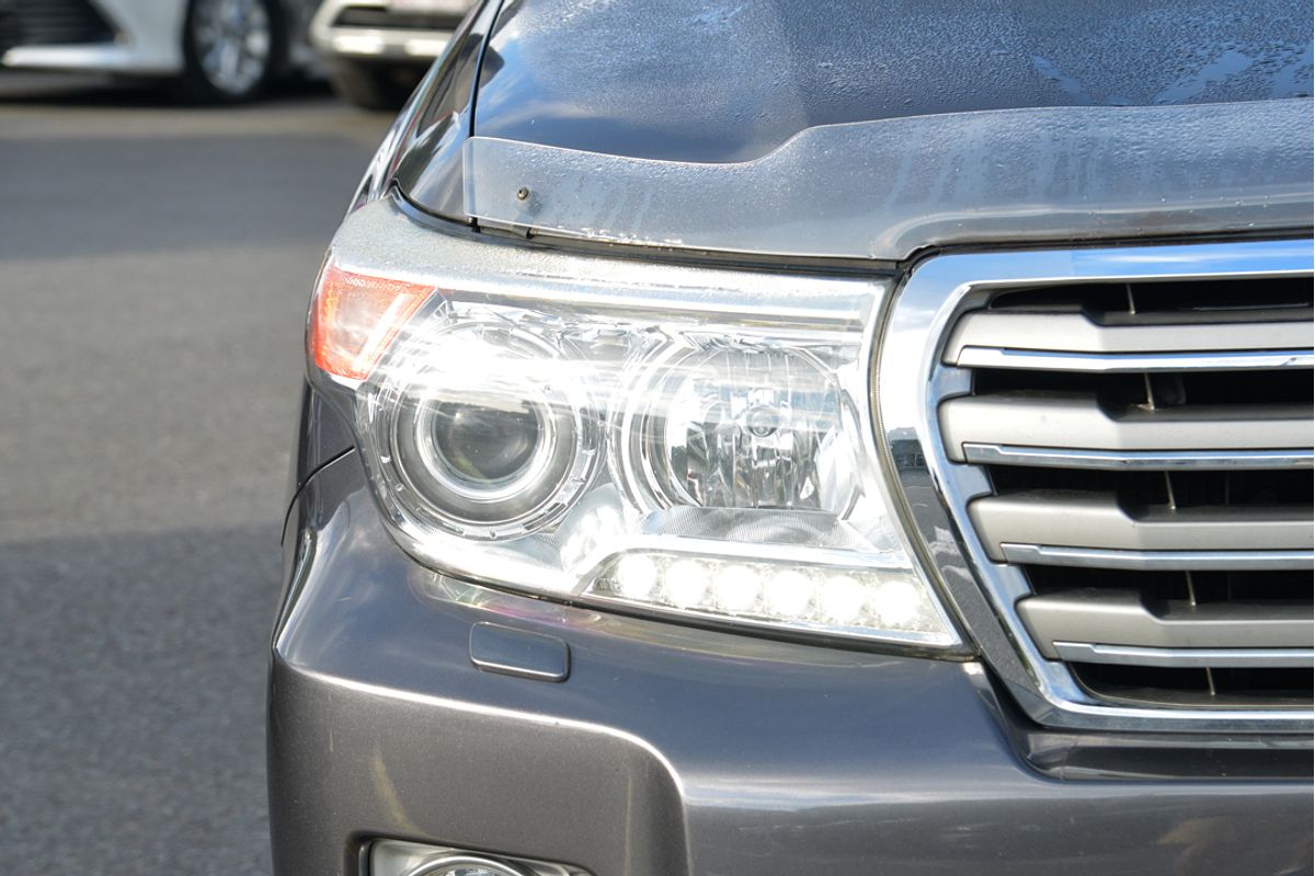 2013 Toyota Landcruiser Sahara VDJ200R