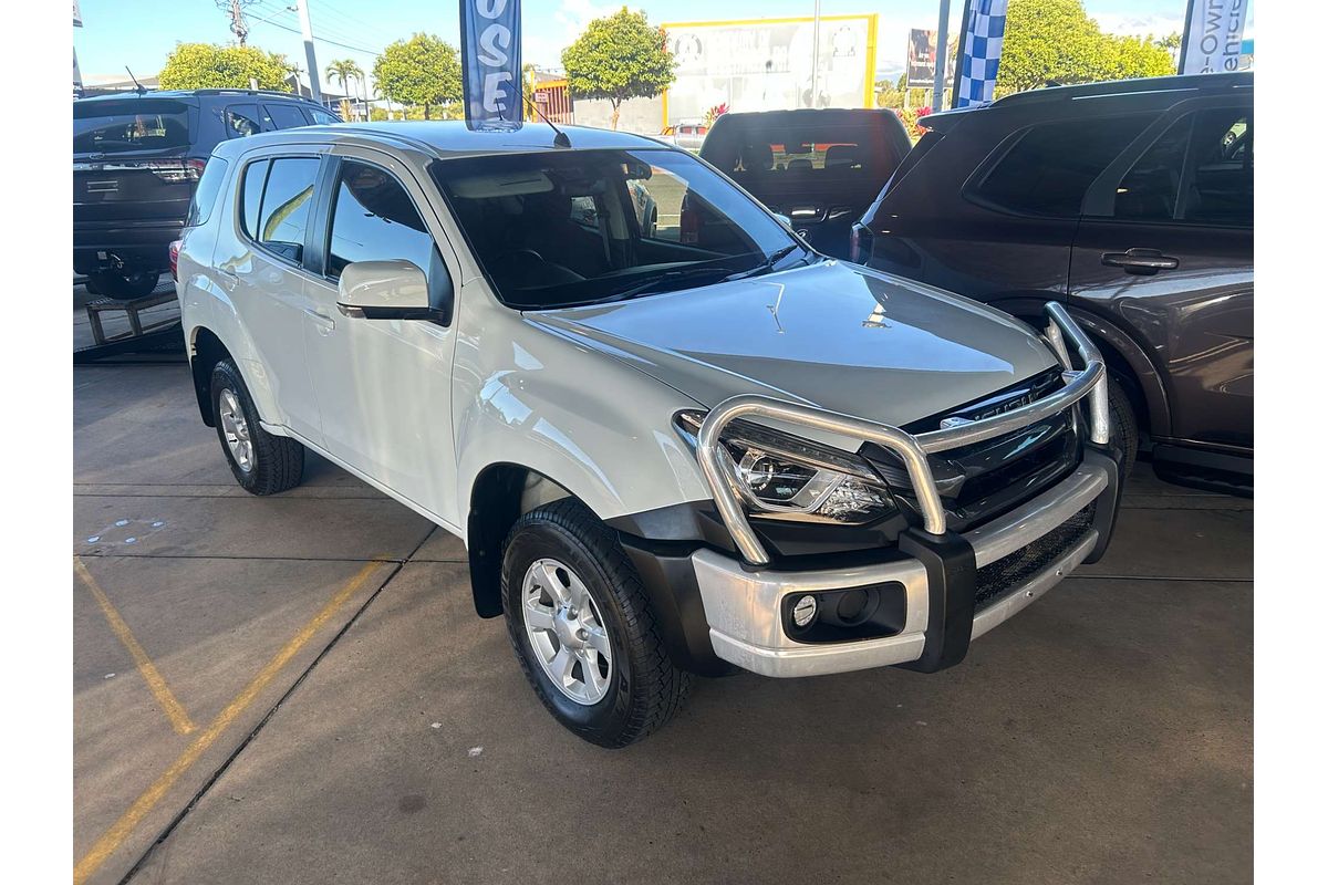 2021 Isuzu MU-X LS-M