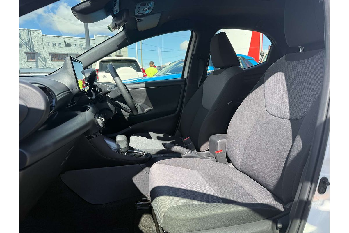 2024 Toyota Yaris Ascent Sport MXPA10R