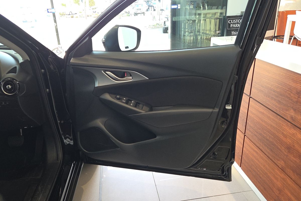 2025 Mazda CX-3 G20 Pure DK