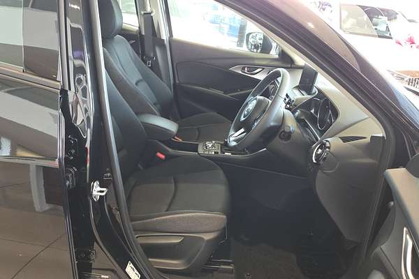 2025 Mazda CX-3 G20 Pure DK